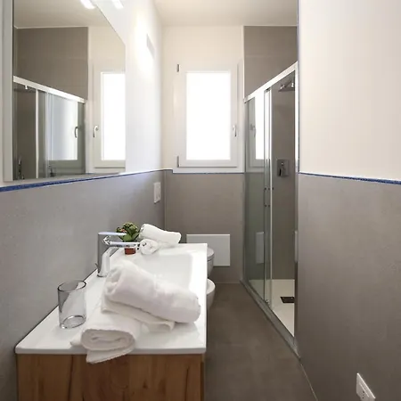 Casa Le Terrazze Via Parigi,23 *