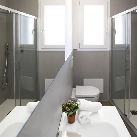 Appartamento Casa Le Terrazze Via Parigi,23 *